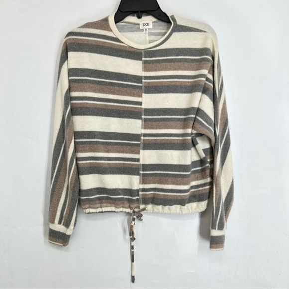 5/$25 BKE fleece sweatshirt pullover tie bottom size XS - Picture 1 of 3
